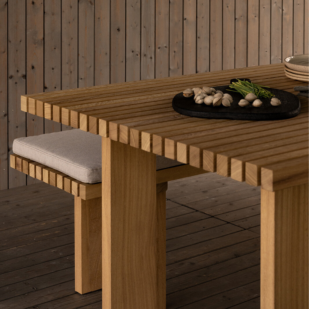 Rectangular Outdoor Design dining table | Elements Outdoor Table  Iroko | Iroko | Studio HENK| 