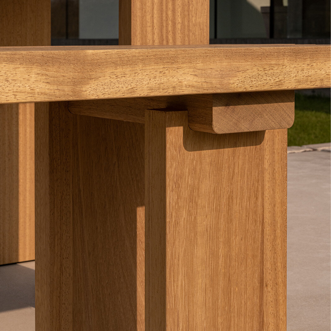 Rectangular Outdoor Design dining table | Elements Outdoor Table  Iroko | Iroko | Studio HENK | 