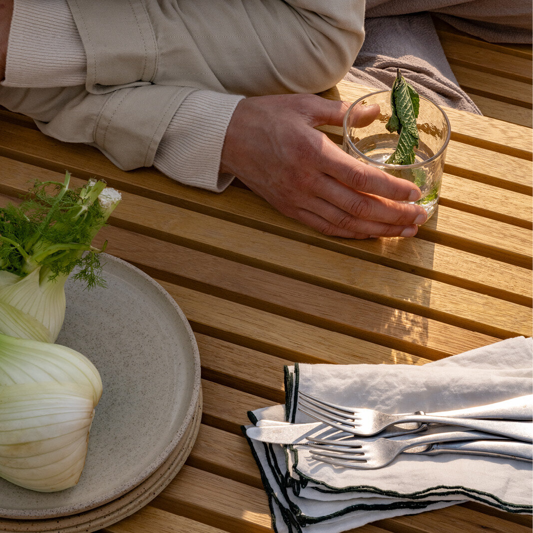 Rectangular Outdoor Design dining table | Elements Outdoor Table  Iroko | Iroko | Studio HENK| 