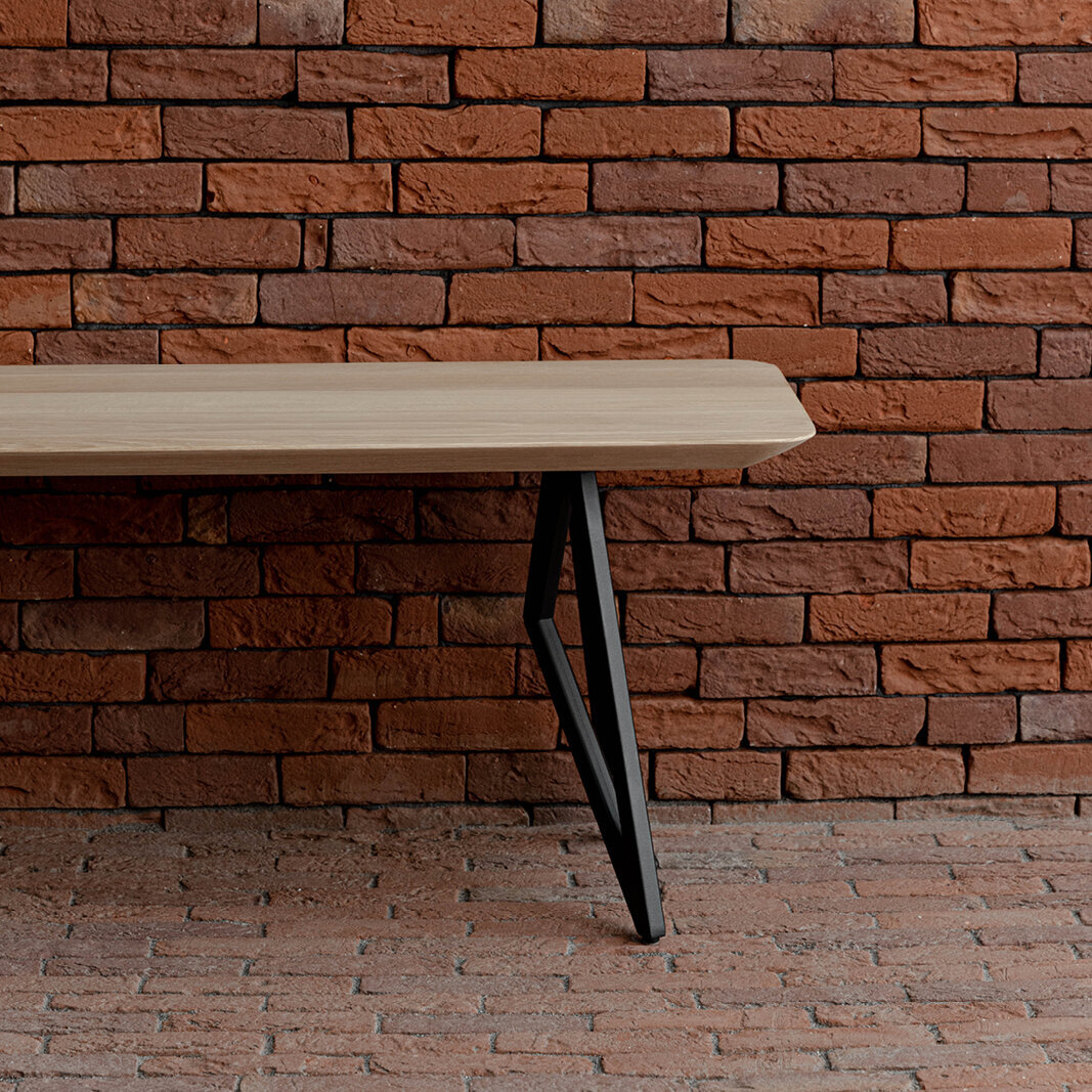 Design Dining Bench | Butterfly Bench Steel black powdercoating | Oak natural lacquer | Studio HENK | 