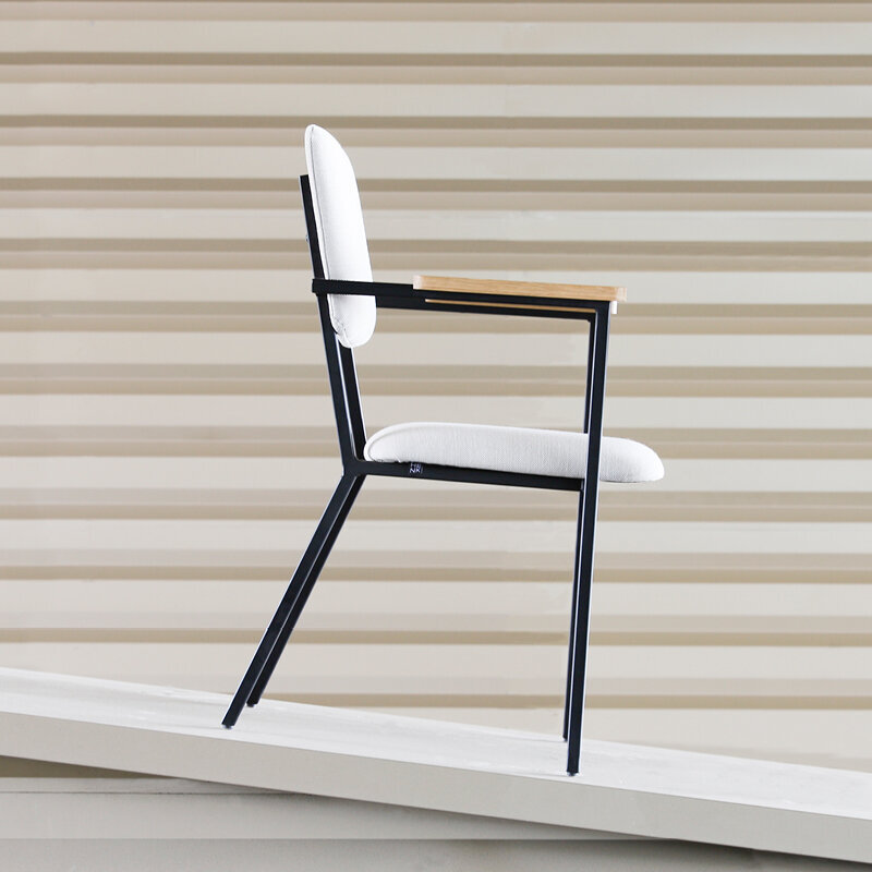 Design modern dining chair | Co Chair with armrest hallingdal65 110 | Studio HENK | 