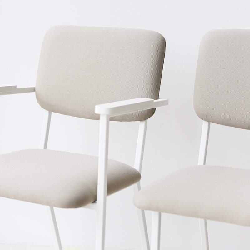 Design modern dining chair | Co Chair with armrest Grey facet middengrijs1001 | Studio HENK| 