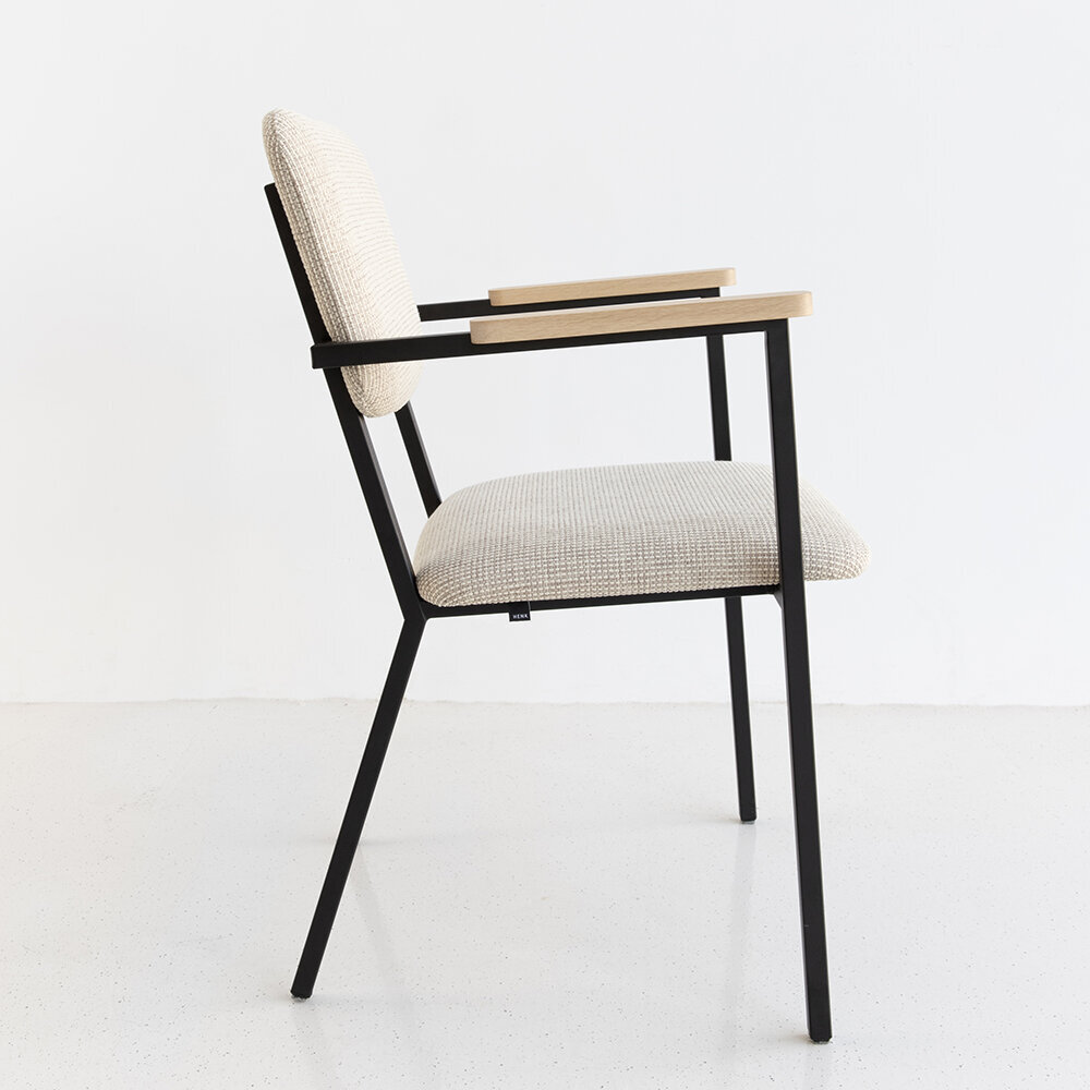 Design modern dining chair | Co Chair with armrest Grey facet middengrijs1001 | Studio HENK| 