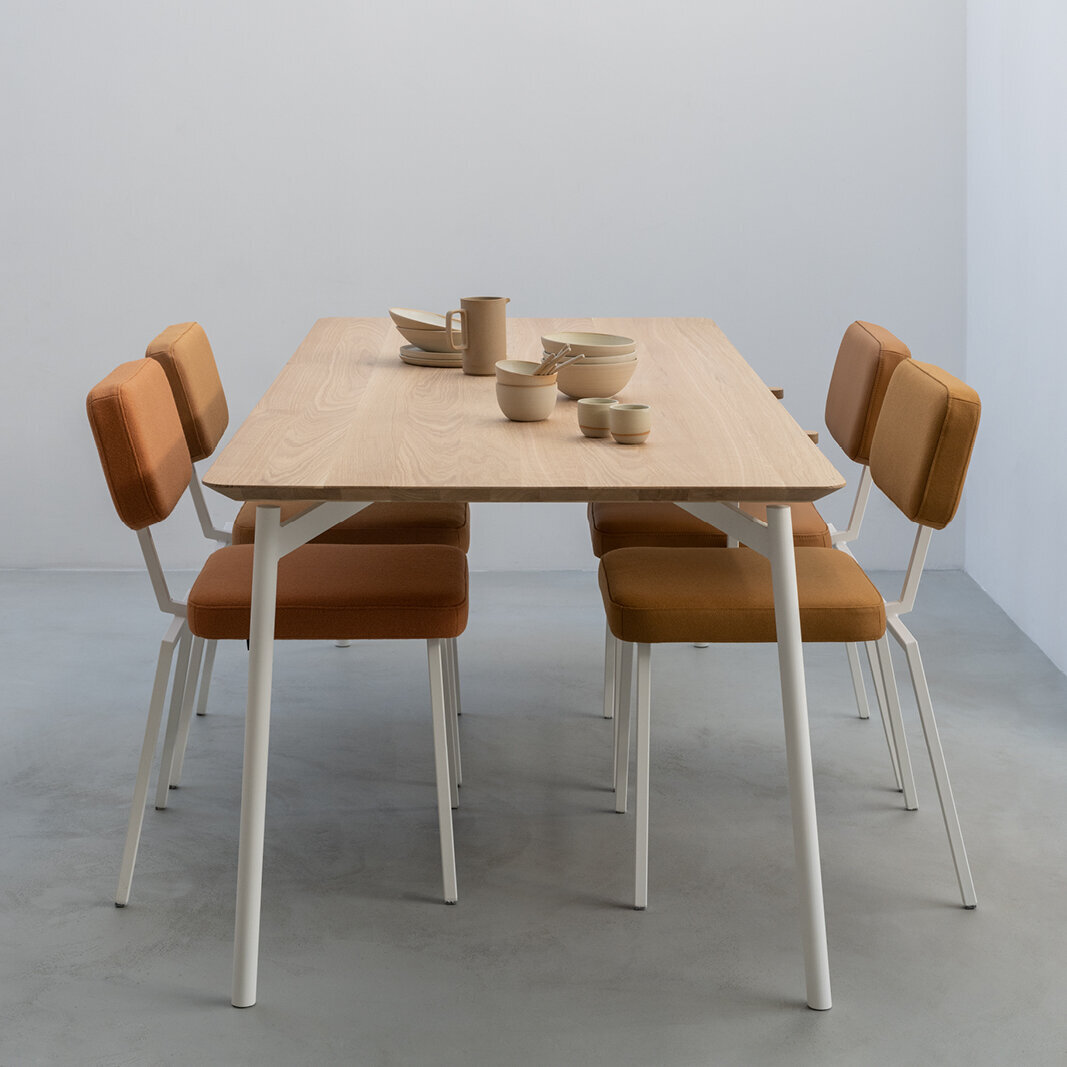 google_dining_chair_title_suffix | Ode Chair without armrest facet shitake124 | Studio HENK| 