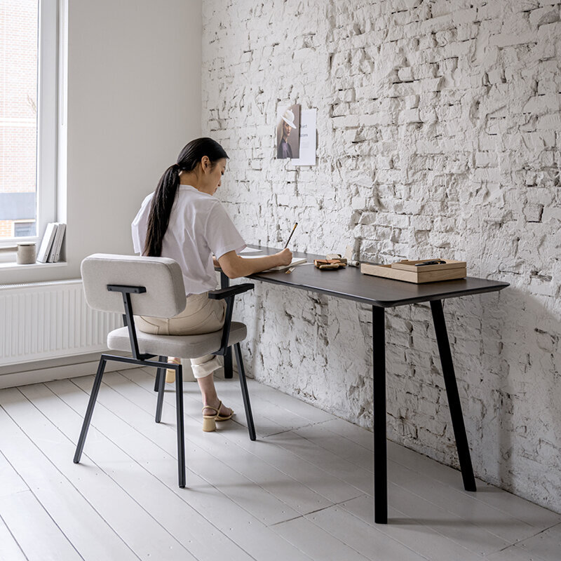 Design modern dining chair | Ode Chair with armrest facet beige1037 | Studio HENK | 