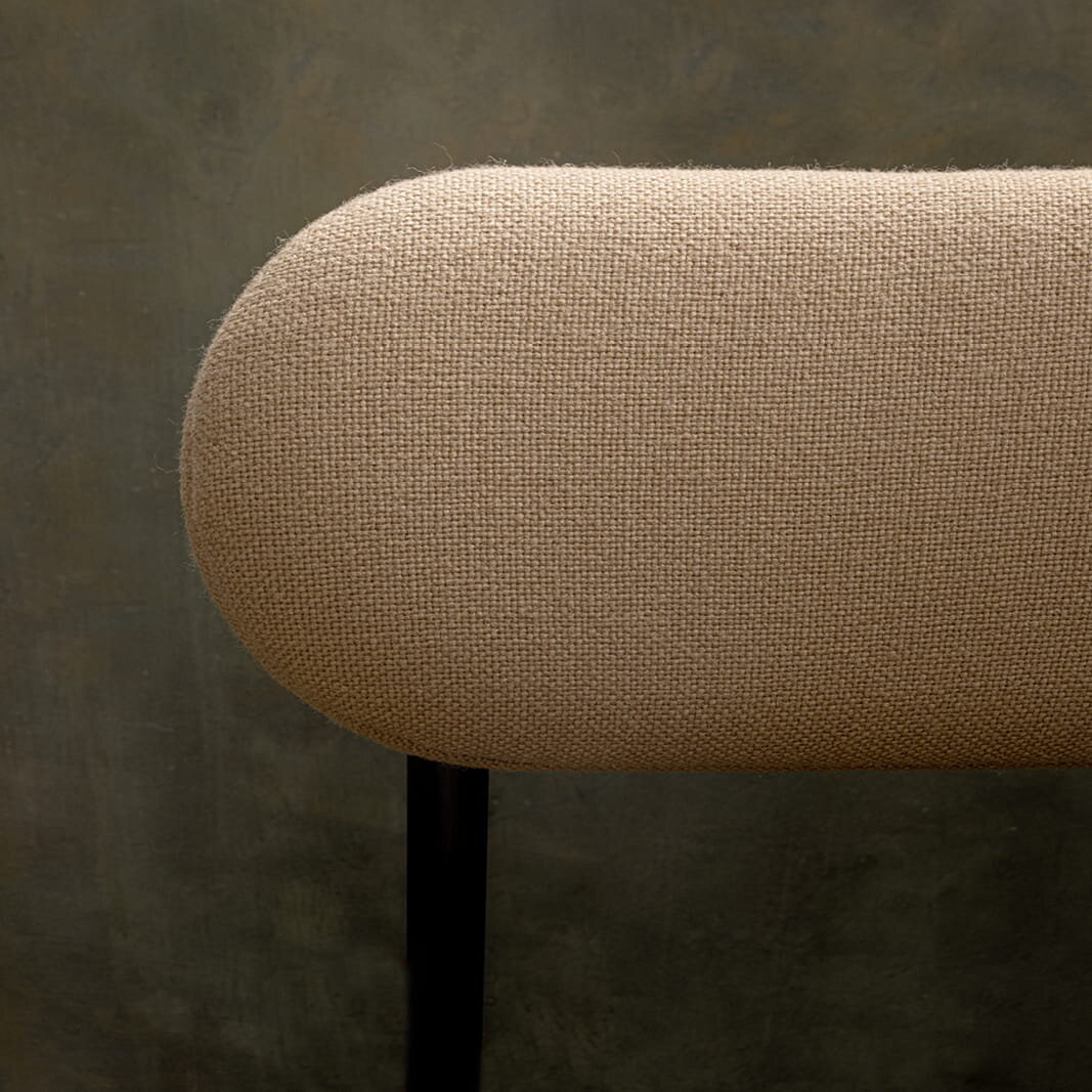 Design modern dining chair | Oblique Dining Chair Upholstered with Armrest Blue cyber royalblue47 | Studio HENK| 