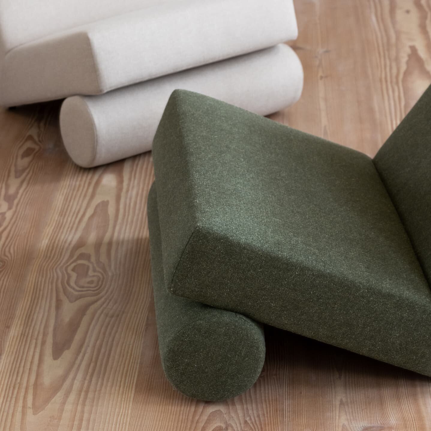 Design modern sofa | Lean lounge Chair 1 soil natural01 | Studio HENK | 