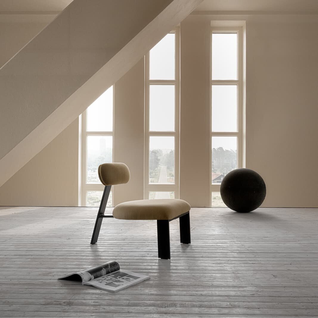 Design modern sofa | Oblique lounge Chair 1 divina3 236 | Studio HENK | 