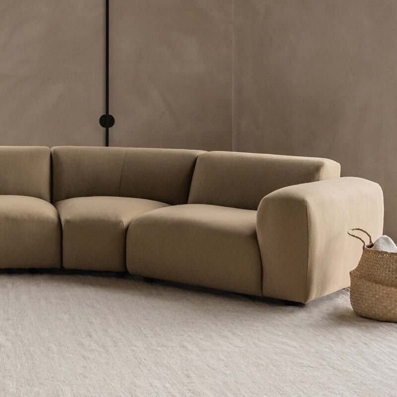 Design modern sofa | Cosy Sofa 1,5 seater arm left facet beige1037 | Studio HENK | 