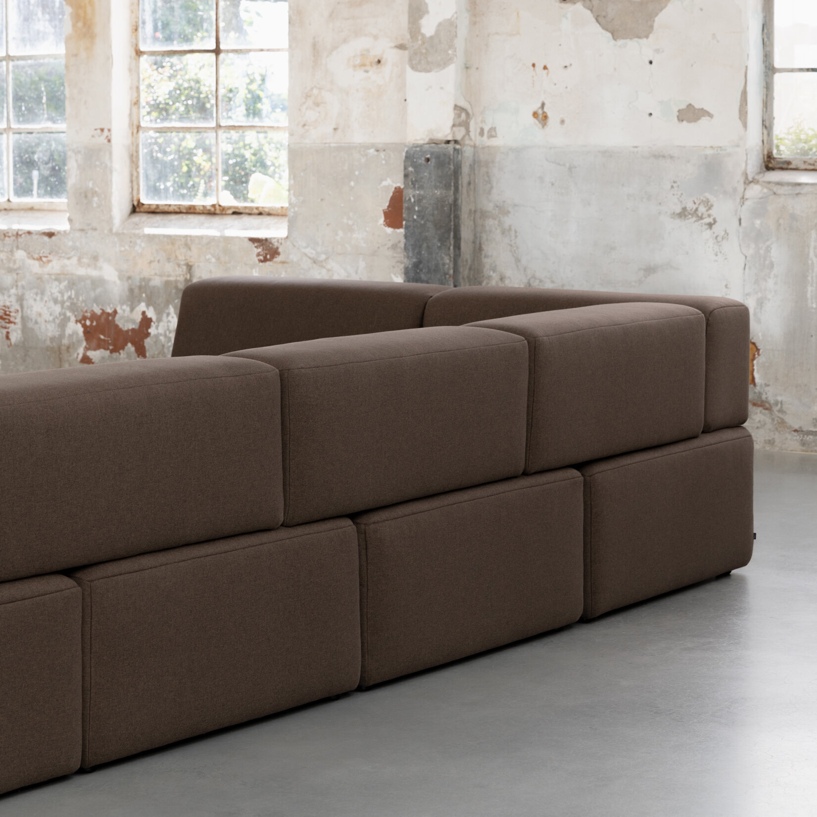 Design modern sofa | Brick 4 seater corner sofa right Beige | Studio HENK | 