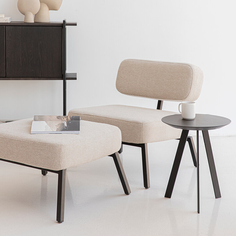 Design Coffee Table | New Co Coffee Table 90 Round Black | Oak hardwax oil natural light 3041 | Studio HENK| 