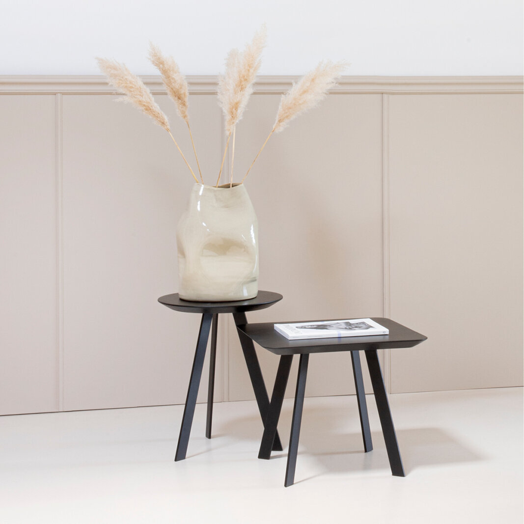 Design Coffee Table | New Co Coffee Table 90 Round Black | Oak hardwax oil natural light 3041 | Studio HENK| 