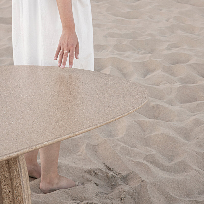 Blob Design dining table | Slot Oak hardwax oil natural light | Oak hardwax oil natural light | Studio HENK| 