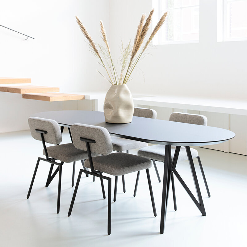 Flat oval Design dining table | Butterfly Steel black powdercoating | Oak natural lacquer  | Studio HENK | 
