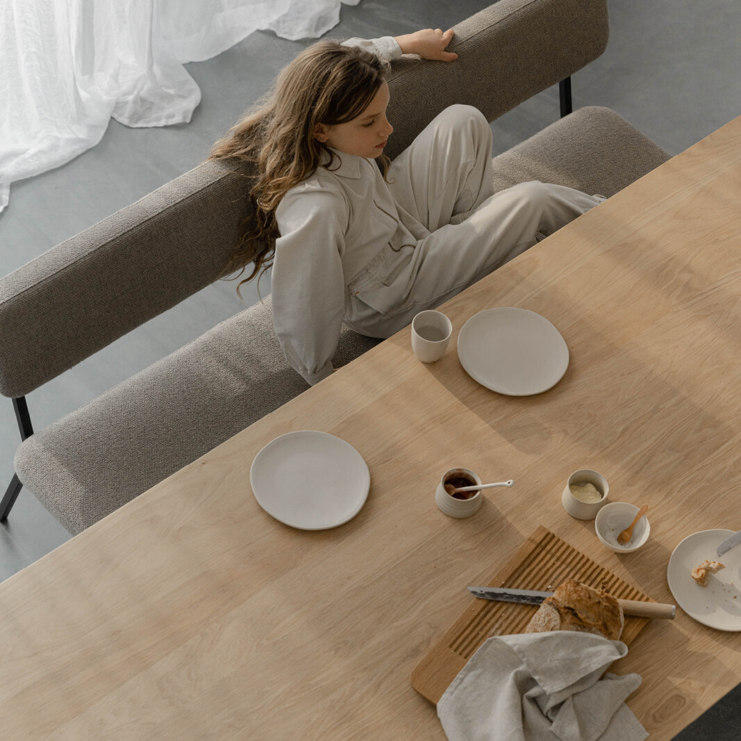 Rectangular Design dining table | Butterfly Steel white powdercoating | Oak hardwax oil natural light | Studio HENK| 