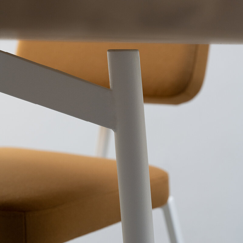 Ronde Design dining table | Flyta Quadpod Steel black powdercoating | HPL Fenix nero ingo | Studio HENK | 