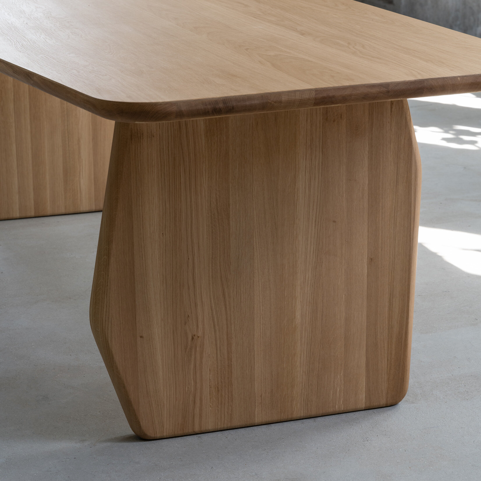  Design dining table | Slant Oak smoked stain | Oak smoked | Studio HENK | 