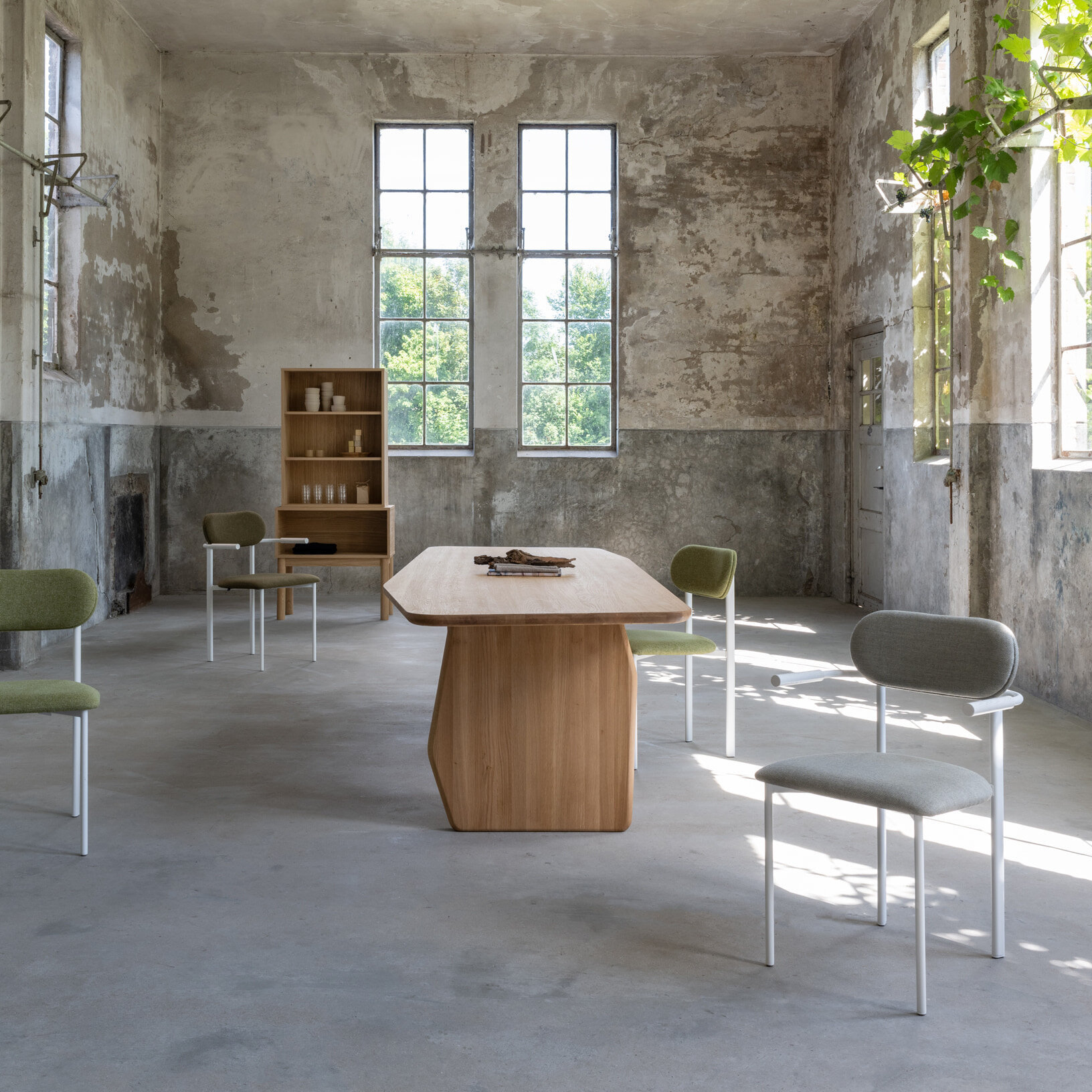 Design dining table | Slant Oak smoked stain | Oak smoked | Studio HENK | 