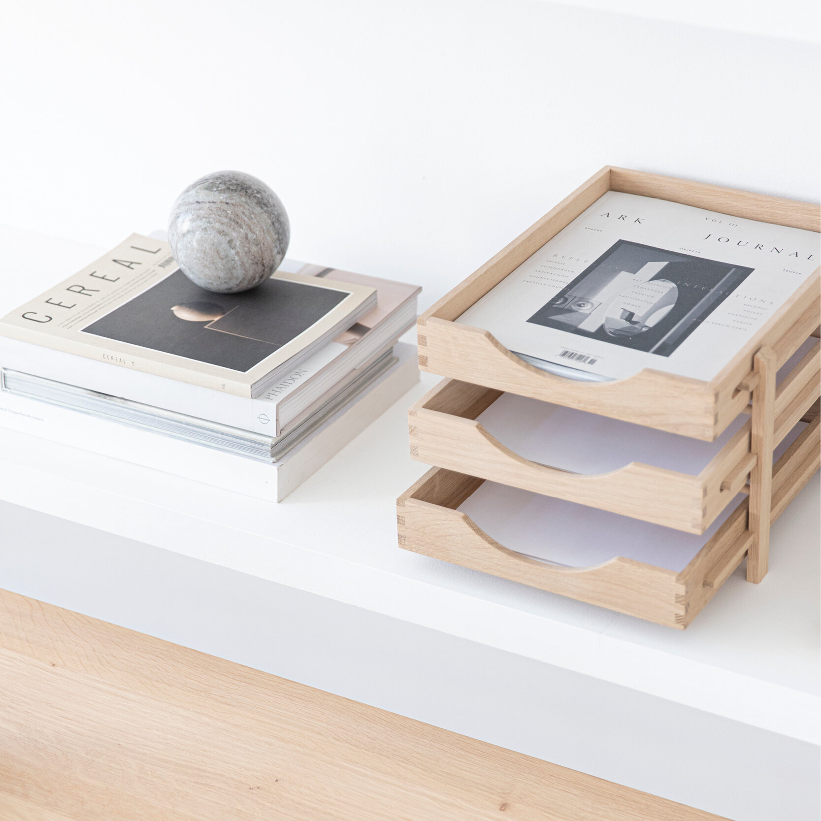 Rectangular Design dining table | New Classic Home Desk Steel white powdercoating | Oak white lacquer | Studio HENK| 