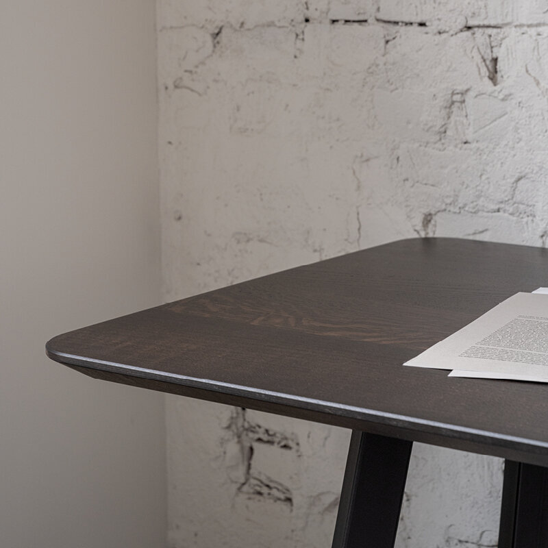 Rectangular Design dining table | Butterfly Home Desk Steel white powdercoating | Oak white lacquer | Studio HENK| 