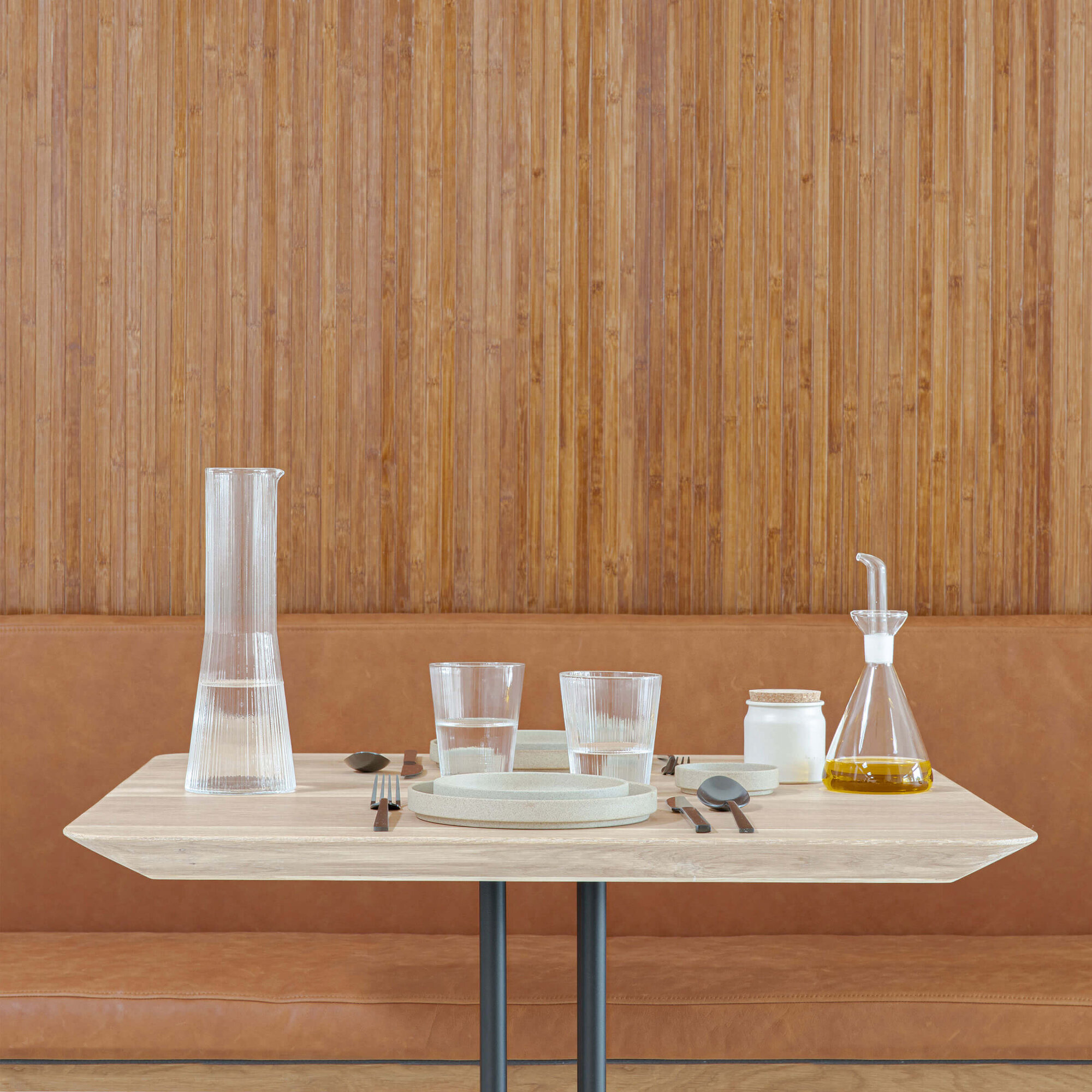 Rectangular Design Bistro Table | Rest x 2 black | Oak hardwax oil natural light 3041 | Studio HENK | 