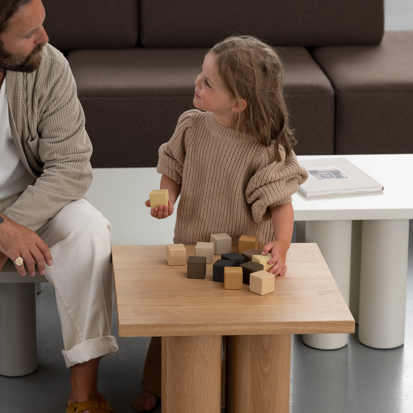 Design Coffee Table | Pillar Coffee Table Square 50 Oak oyster white | Oak oyster white | Studio HENK| 