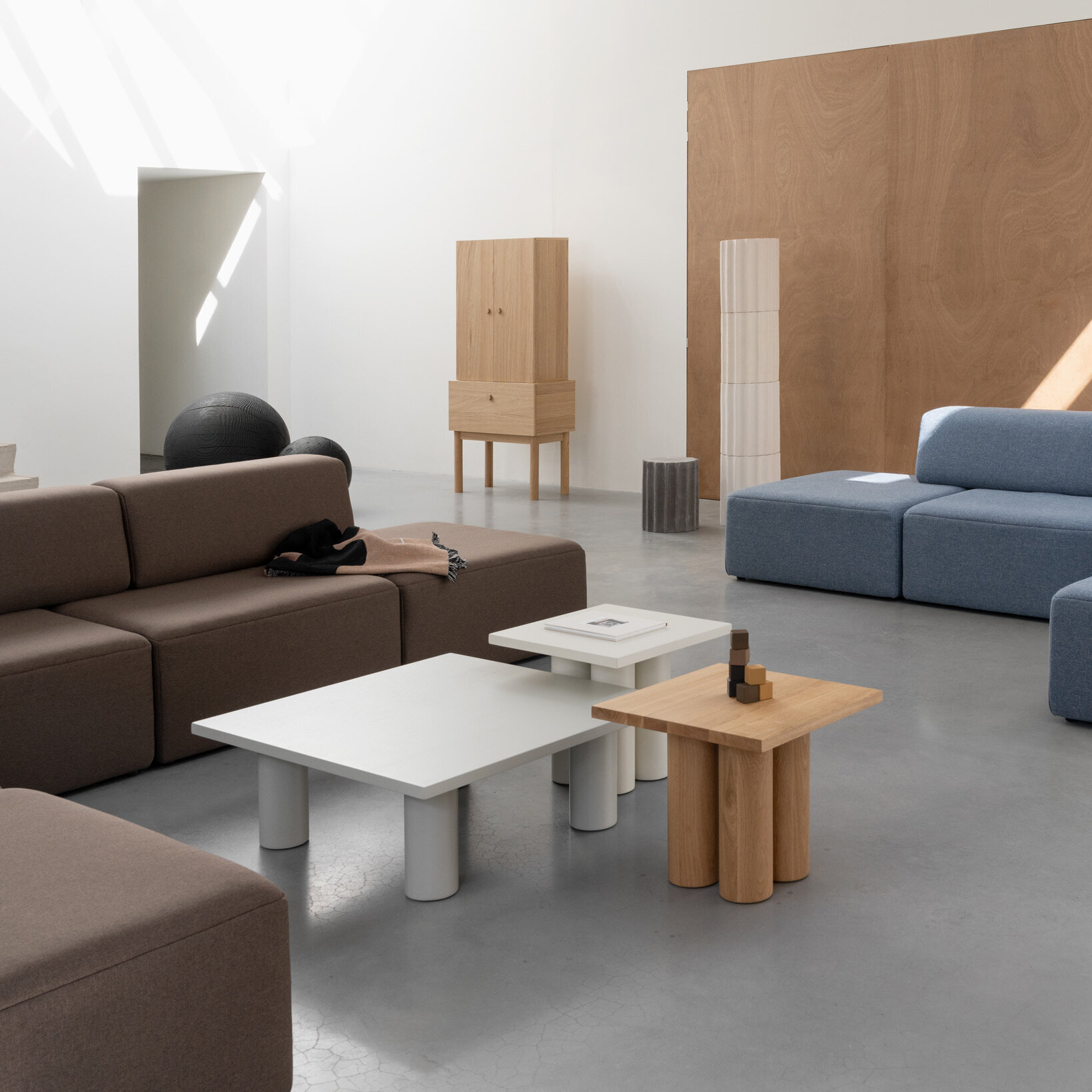 Design Coffee Table | Pillar Coffee Table Square 50 Oak natural lacquer | Oak natural lacquer | Studio HENK | 