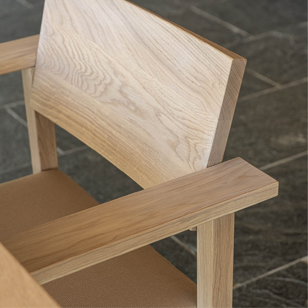 Design modern dining chair | Base Chair with armrest  | Studio HENK| 