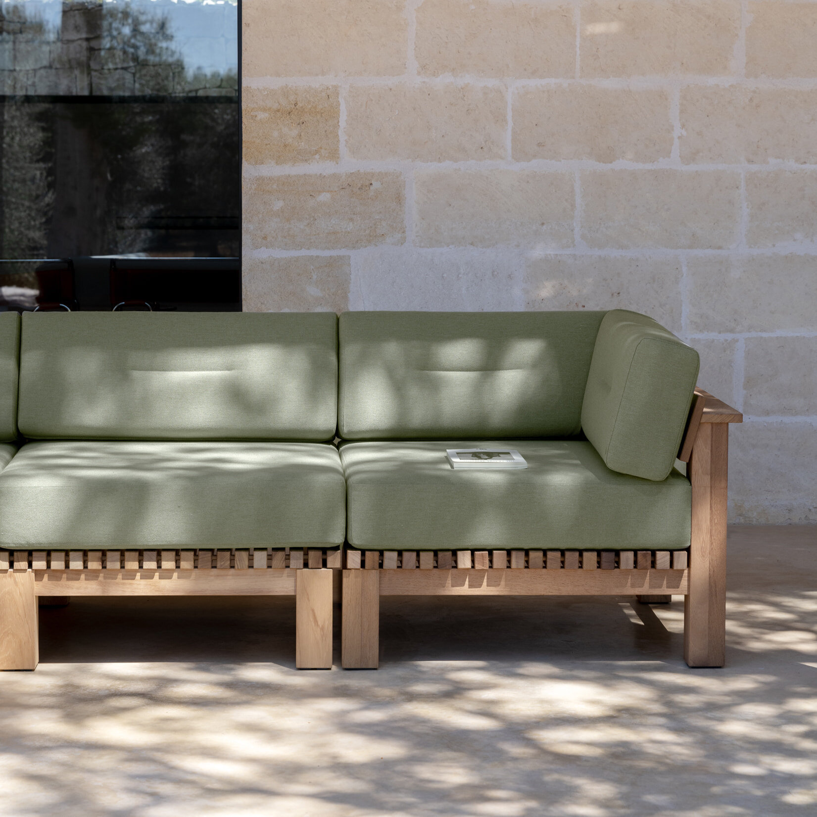 Design modern sofa | Element Lounge 4 seater plus hocker | Studio HENK| 