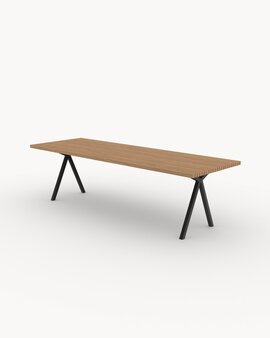 FSC gecertificeerd Iroko hout en zwart stalen frame