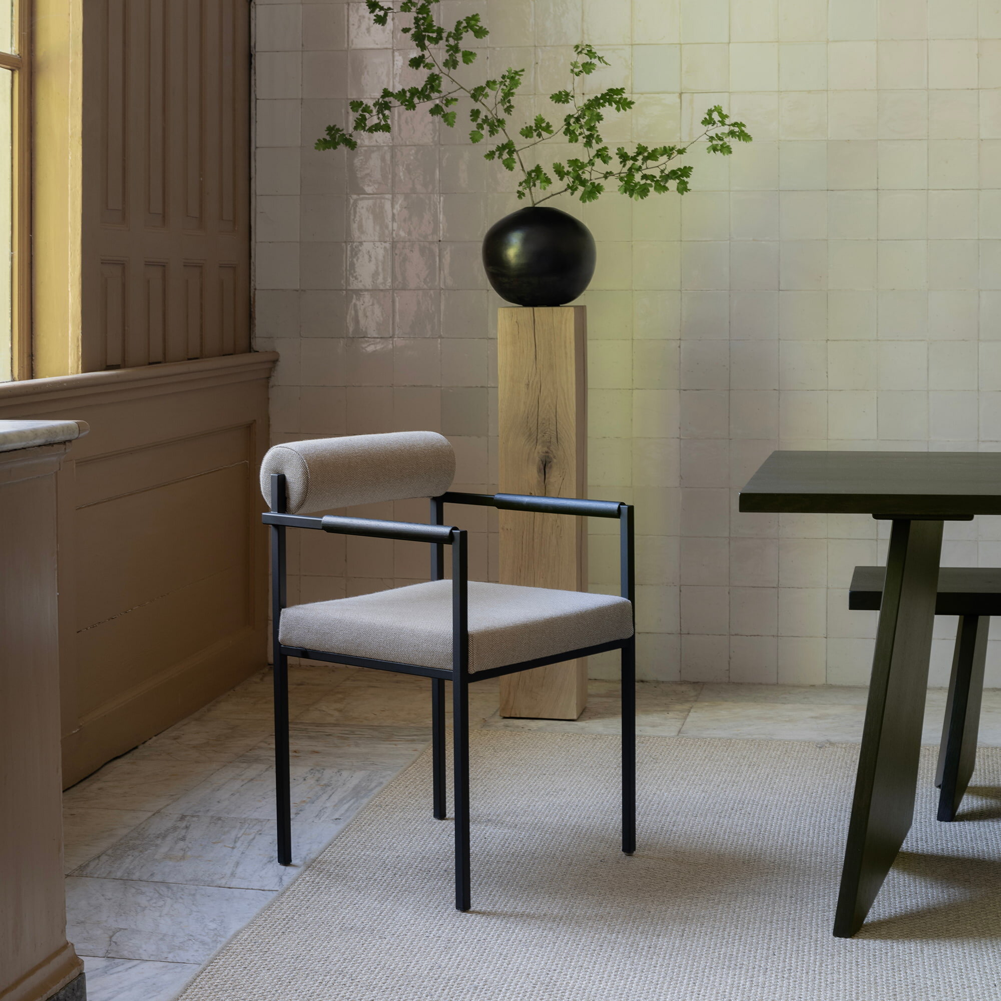 Design modern dining chair | Bolster Dining Chair with armrest Beige orion shitake124 | Studio HENK | 