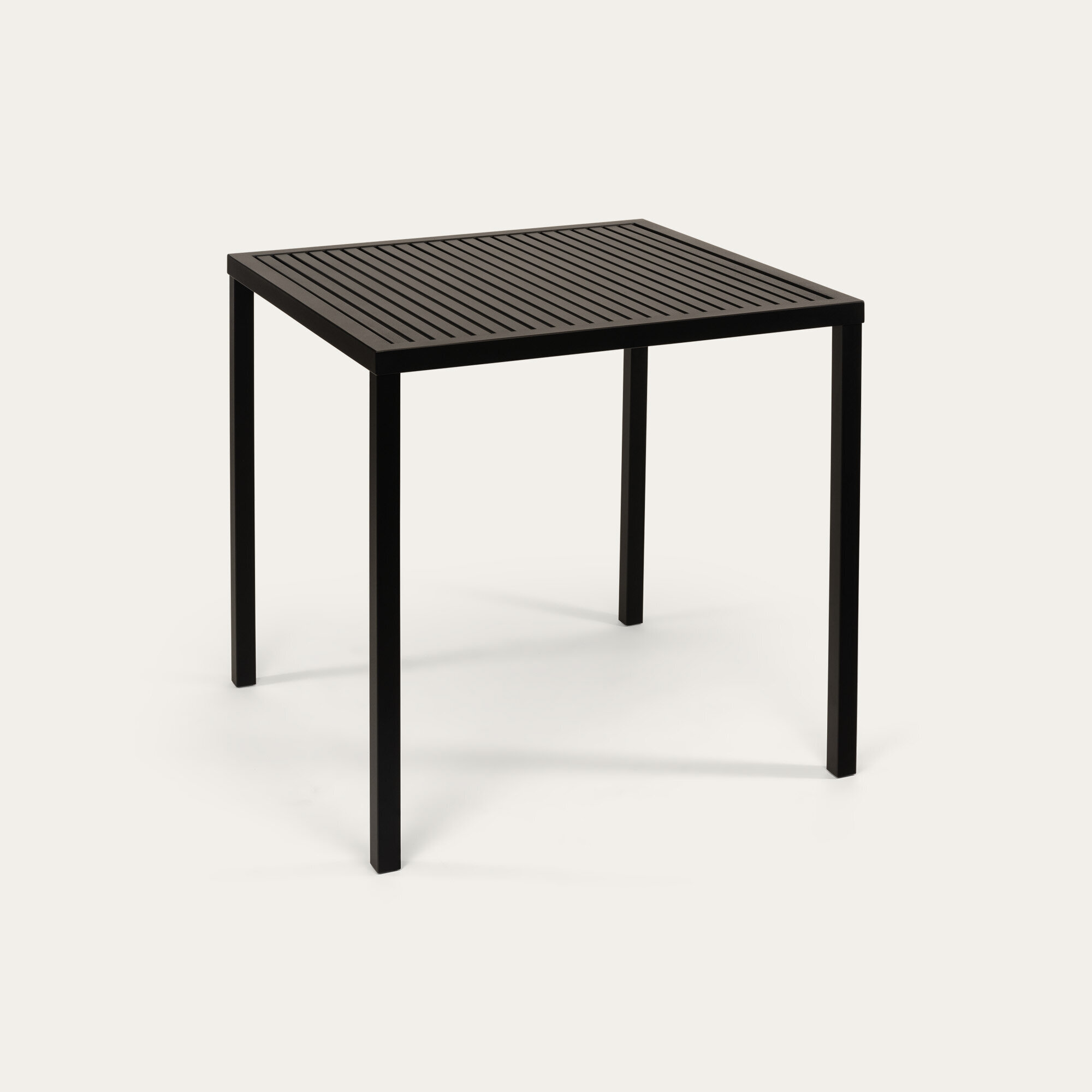Square outdoor Design dining table | Trace Outdoor Table  Black powdercoating KTL | Black Powdercoat KTL | Studio HENK | 