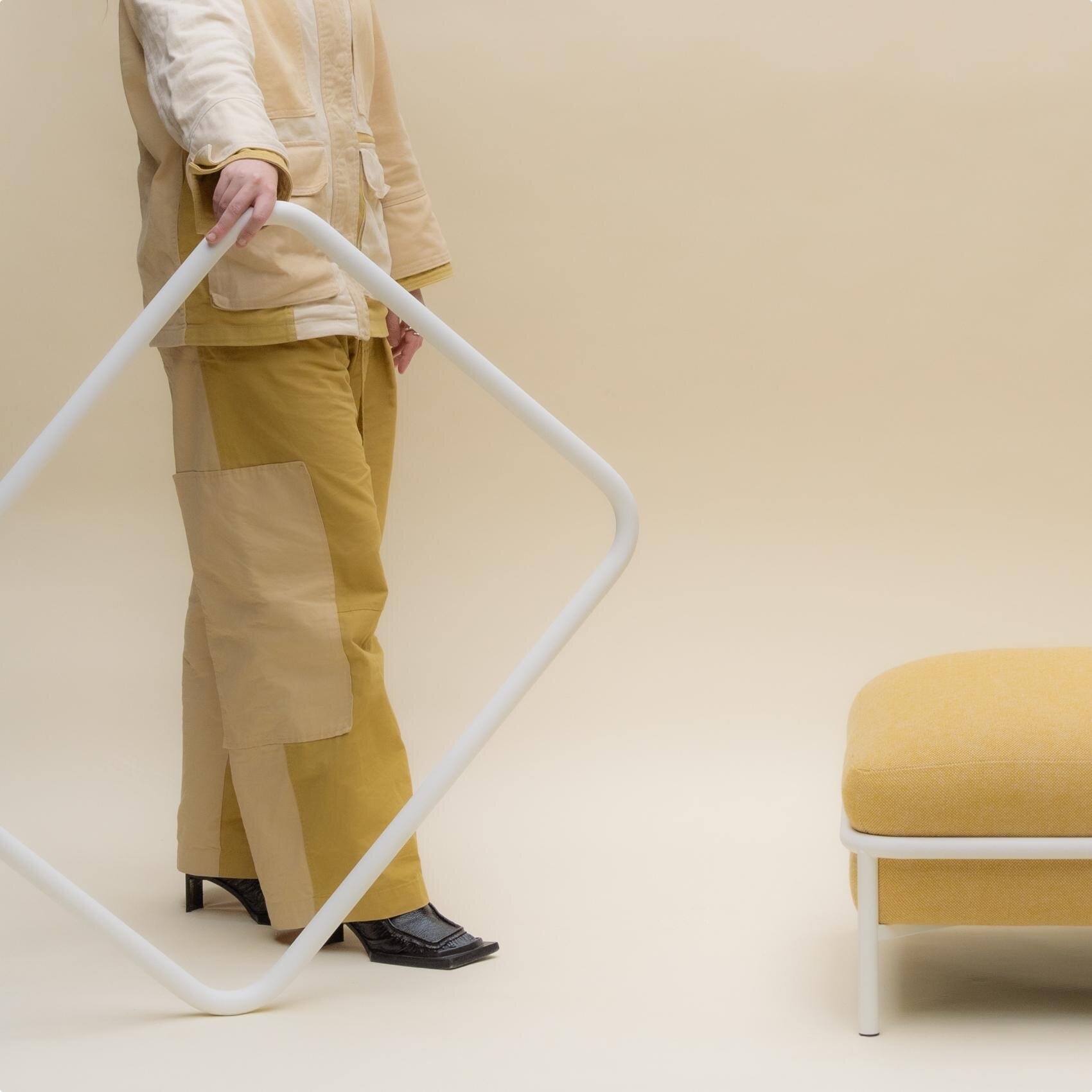 Design modern sofa | Bond lounge chair 1 cube blush92 | Studio HENK | 