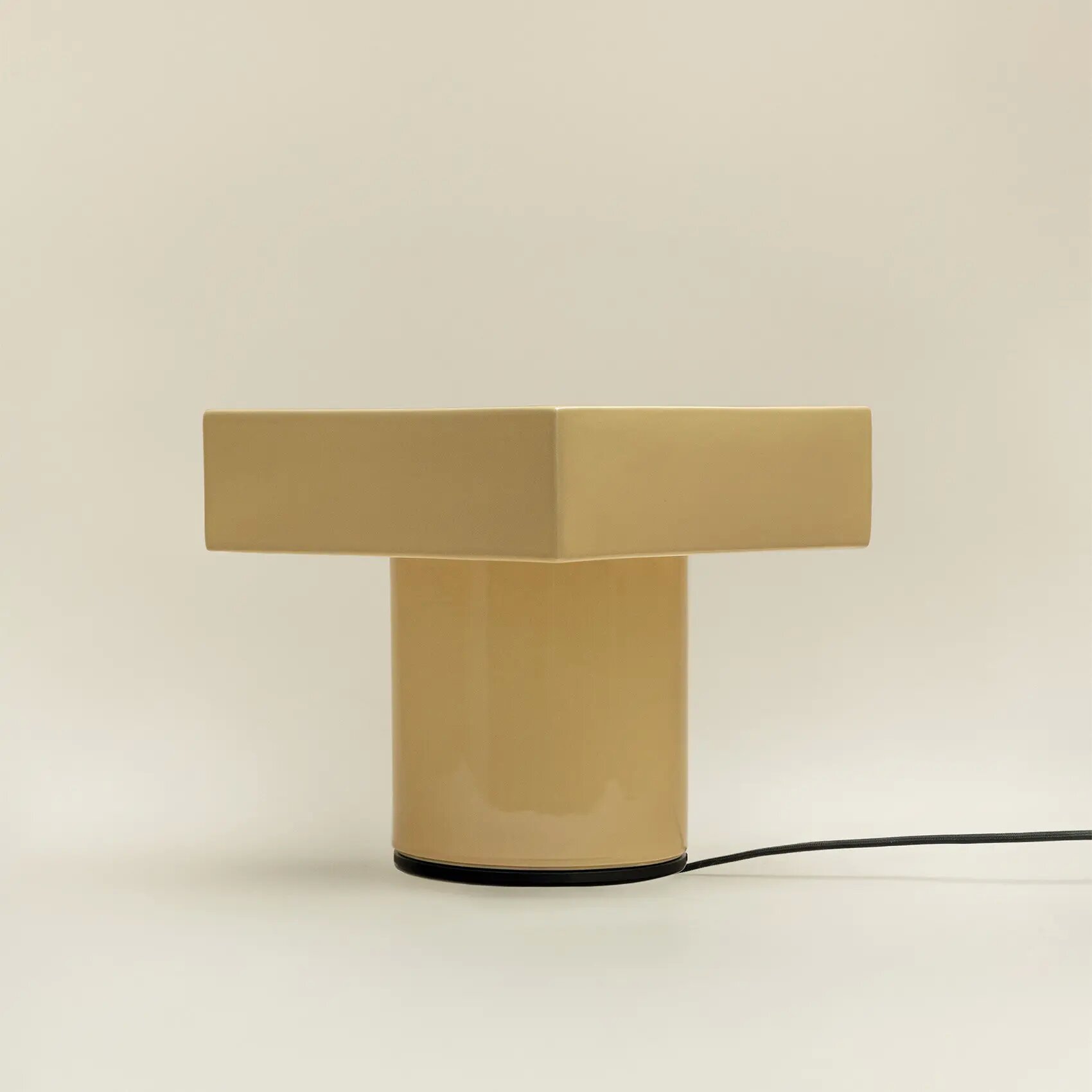 Design lighting | Display table lamp | Studio HENK | 