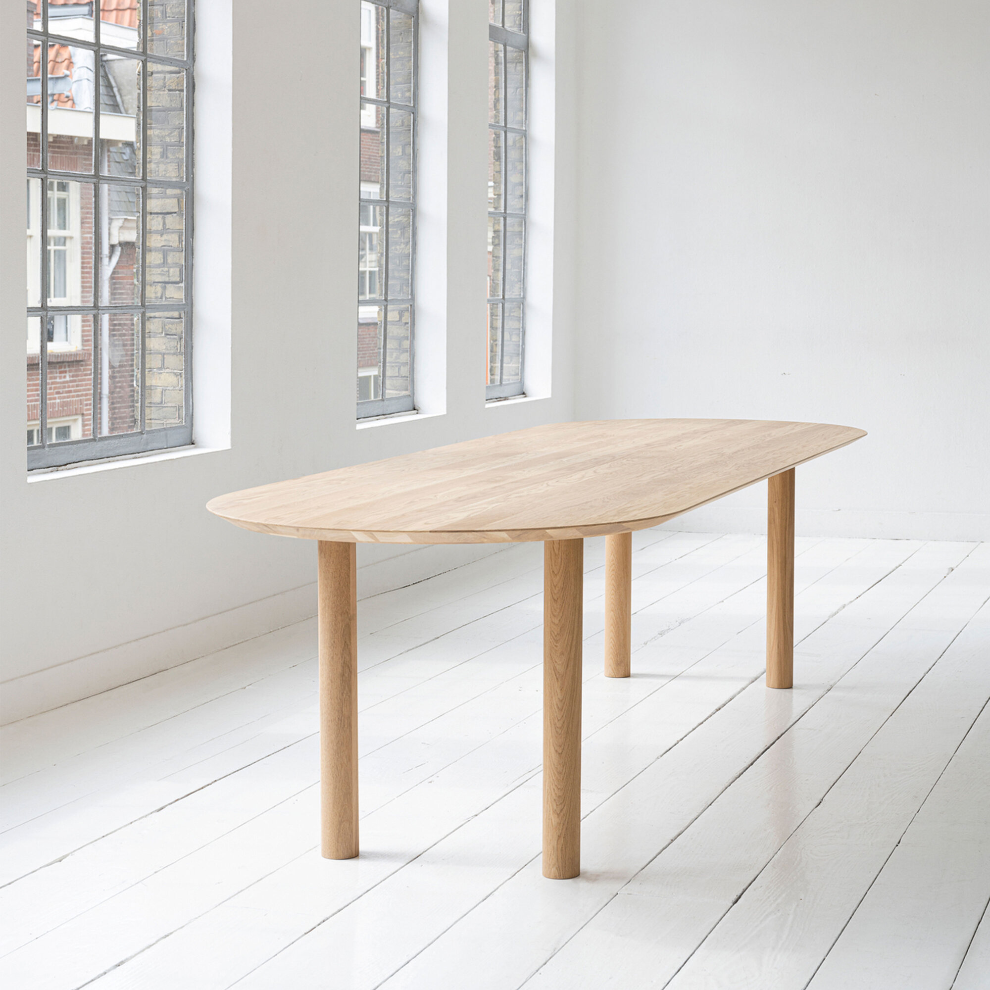  Design dining table | Cylinder Oak hardwax oil natural | Oak white lacquer | Studio HENK | 