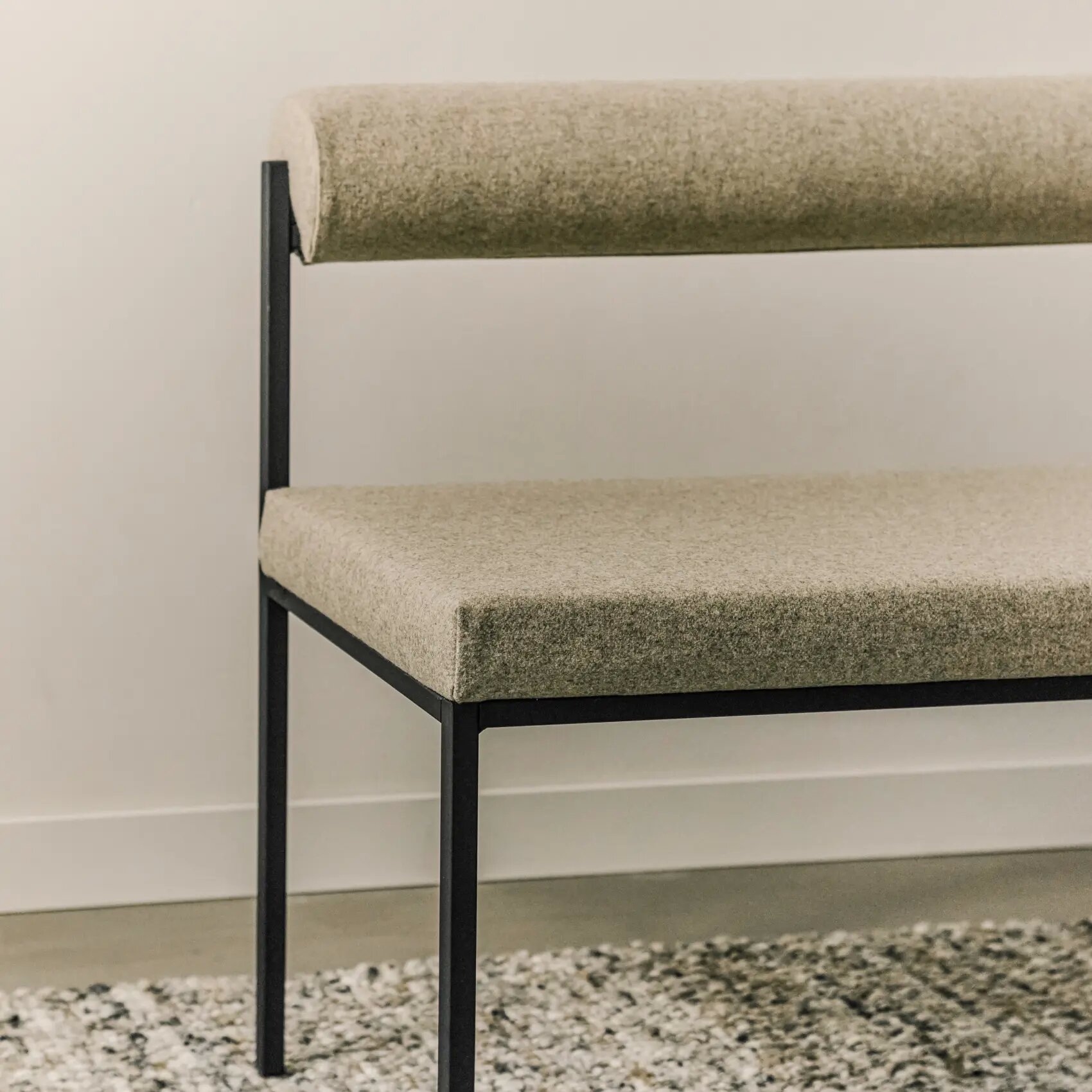 Design modern dining chair | Bolster dining bench 120 Beige dream linen110 | Studio HENK | 