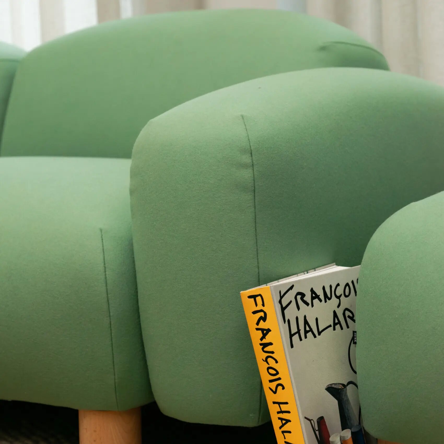 Design modern sofa | Pebbles 2 seater corner sofa right Brown | Studio HENK | 