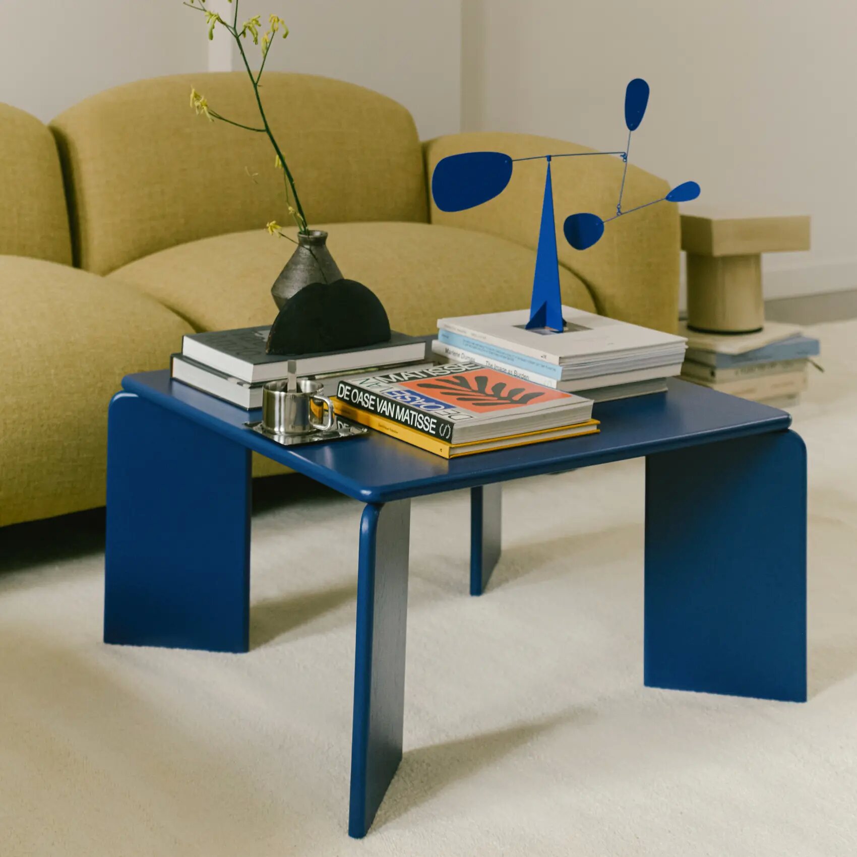 Design Coffee Table | Soft Coffee Table 90 Oak blue lacquer | Oak blue lacquer | Studio HENK | 