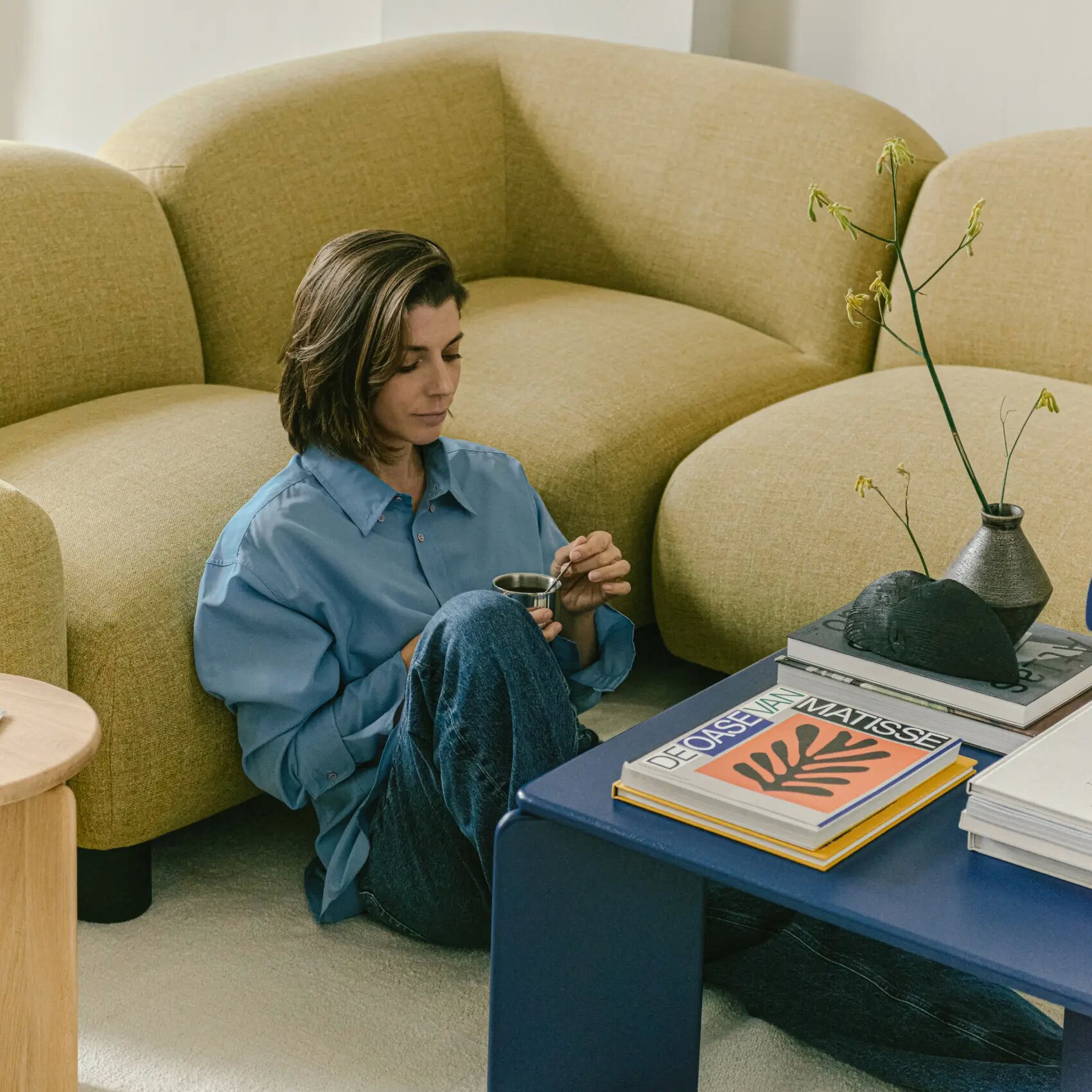 Design Coffee Table | Soft Coffee Table 90 Oak blue lacquer | Oak blue lacquer | Studio HENK | 