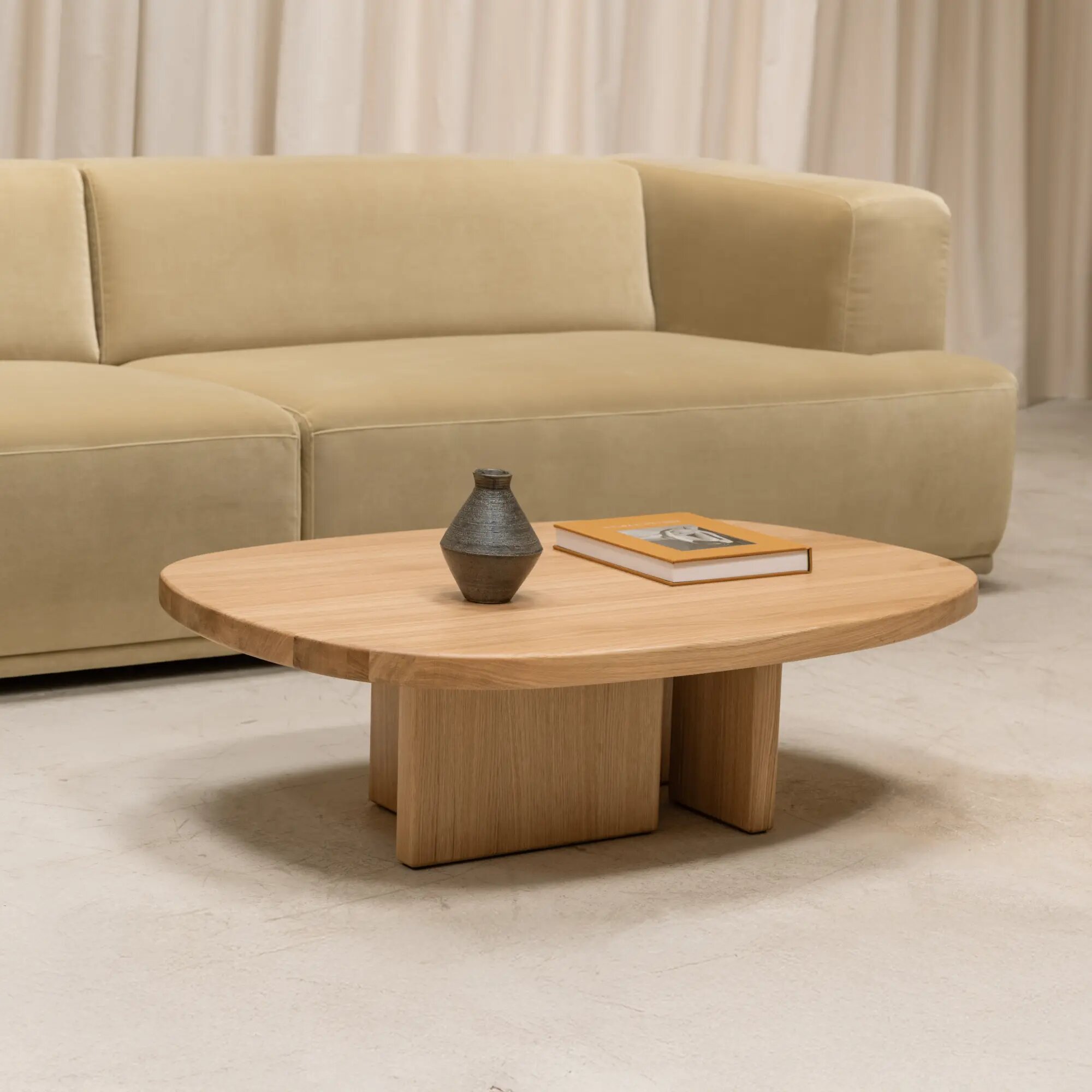 Design Coffee Table | Federico Coffee Table Oak natural lacquer | Oak natural lacquer | Studio HENK | 
