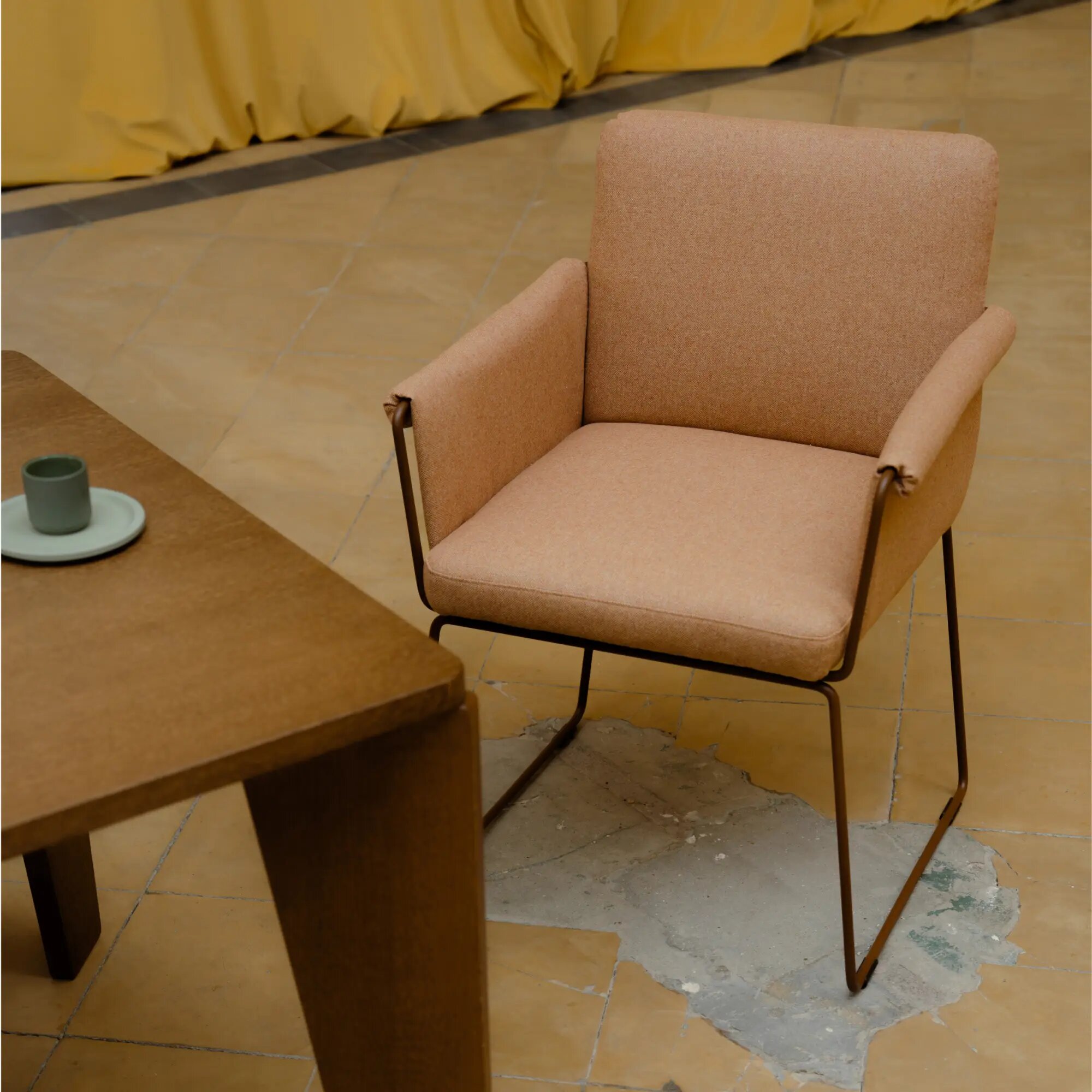 Design modern dining chair | Unfold Chair with armrest Green hemp hectare21 | Studio HENK | 