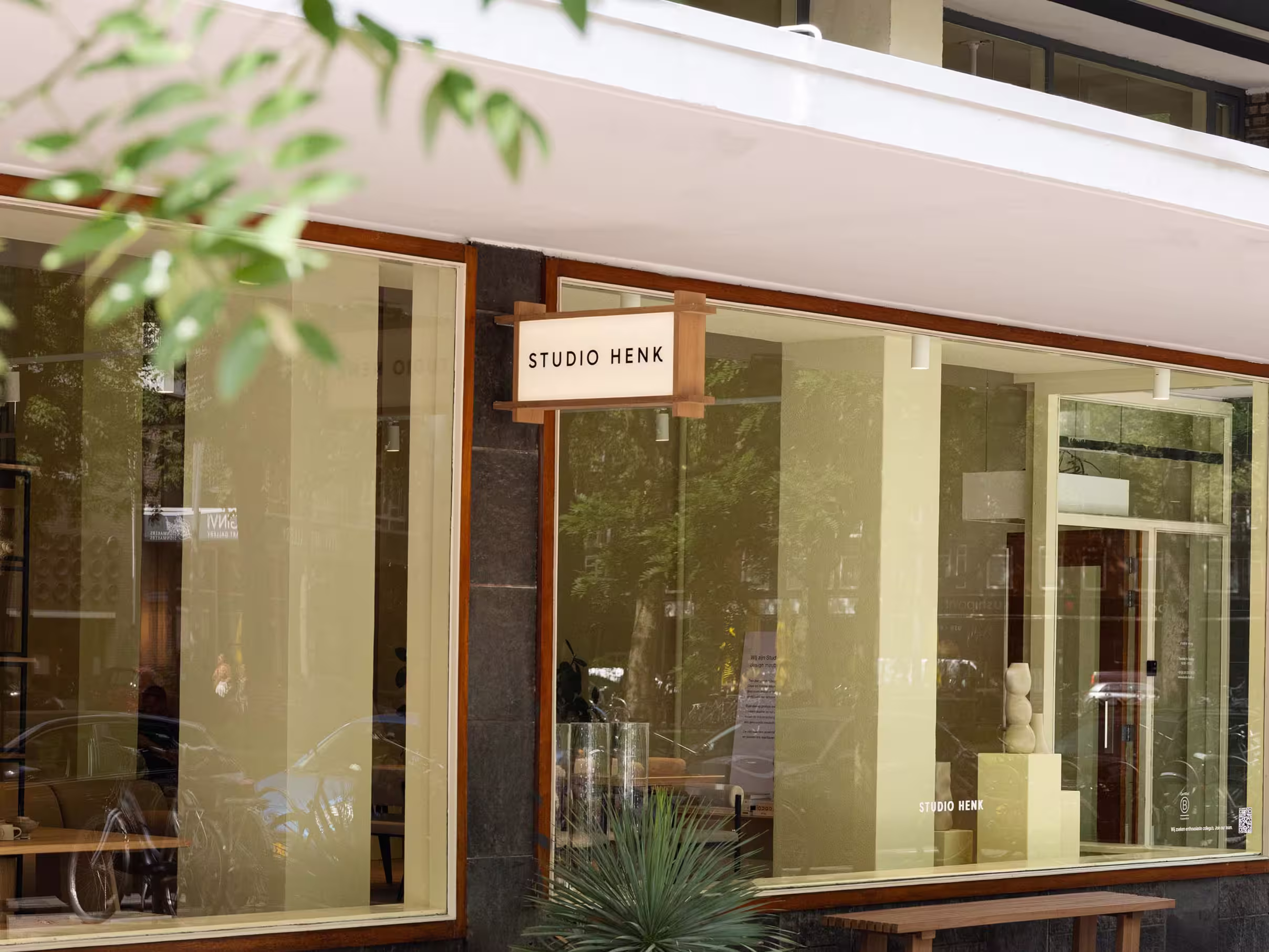 Store Image