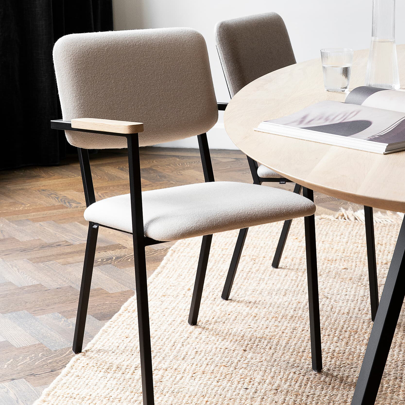 Design modern dining chair | Co Chair with armrest  hallingdal65 126 | Studio HENK| 