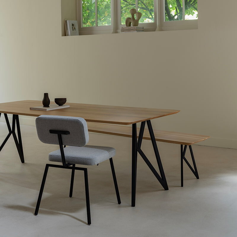 Rectangular Design dining table | Butterfly Steel black powdercoating | Walnut naturel lacquer | Studio HENK| 