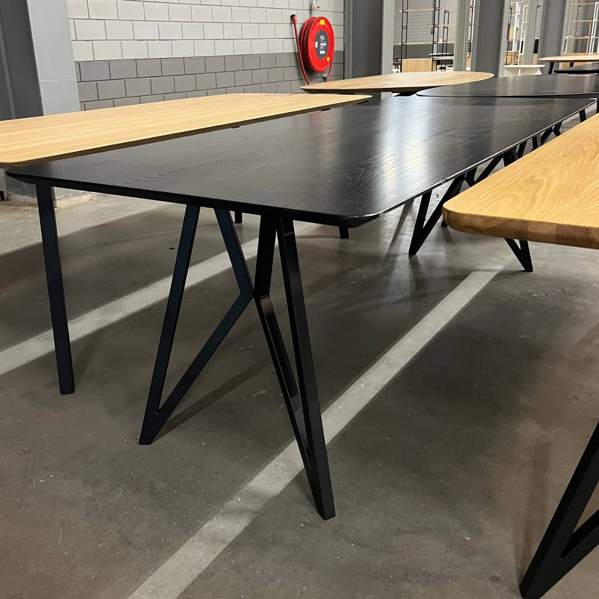 Rectangular Design dining table | Butterfly Steel black powdercoating | Oak black stain | Studio HENK | 