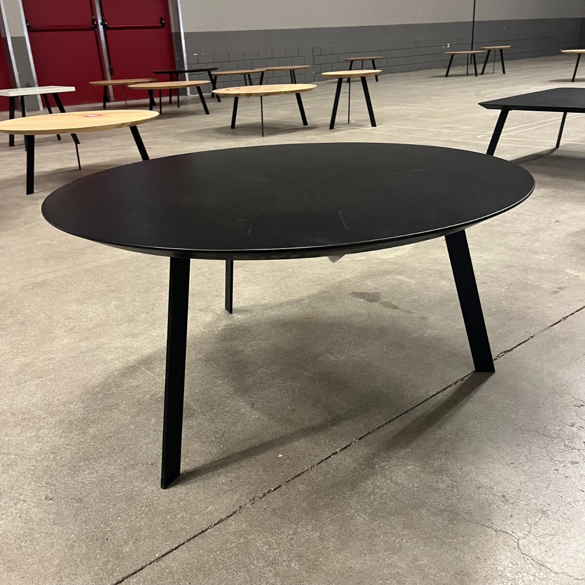Design Coffee Table | New Co Coffee Table 90 Round Black | Oak black stain | Studio HENK | 
