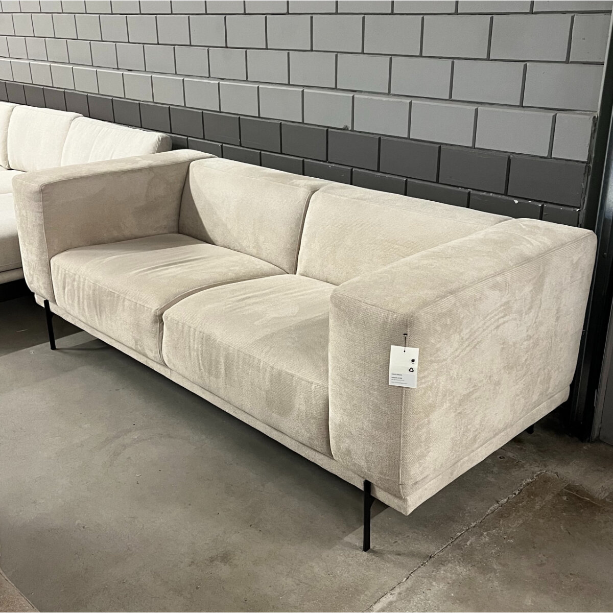 Design modern sofa | Cave Sofa 2,5 seater 1 regain natural01 | Studio HENK | 