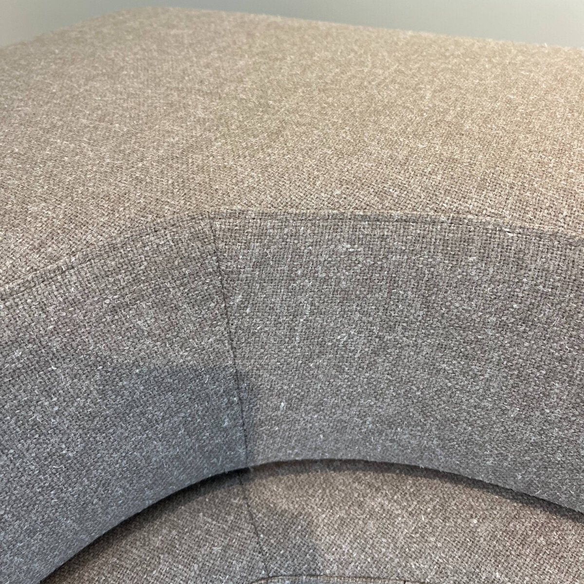 Design modern sofa | Layer sofa chaise longue arm right 1 hemp oat05 | Studio HENK | 