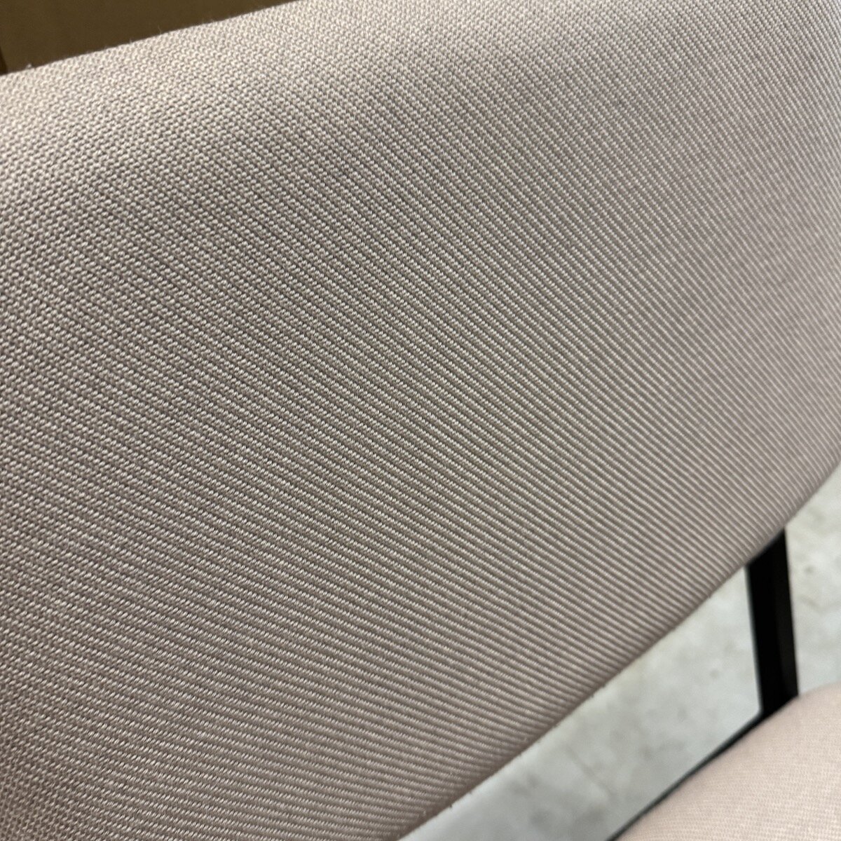 Design modern dining chair | Co Chair without armrest Light Grey twillweave 120 | Studio HENK | 