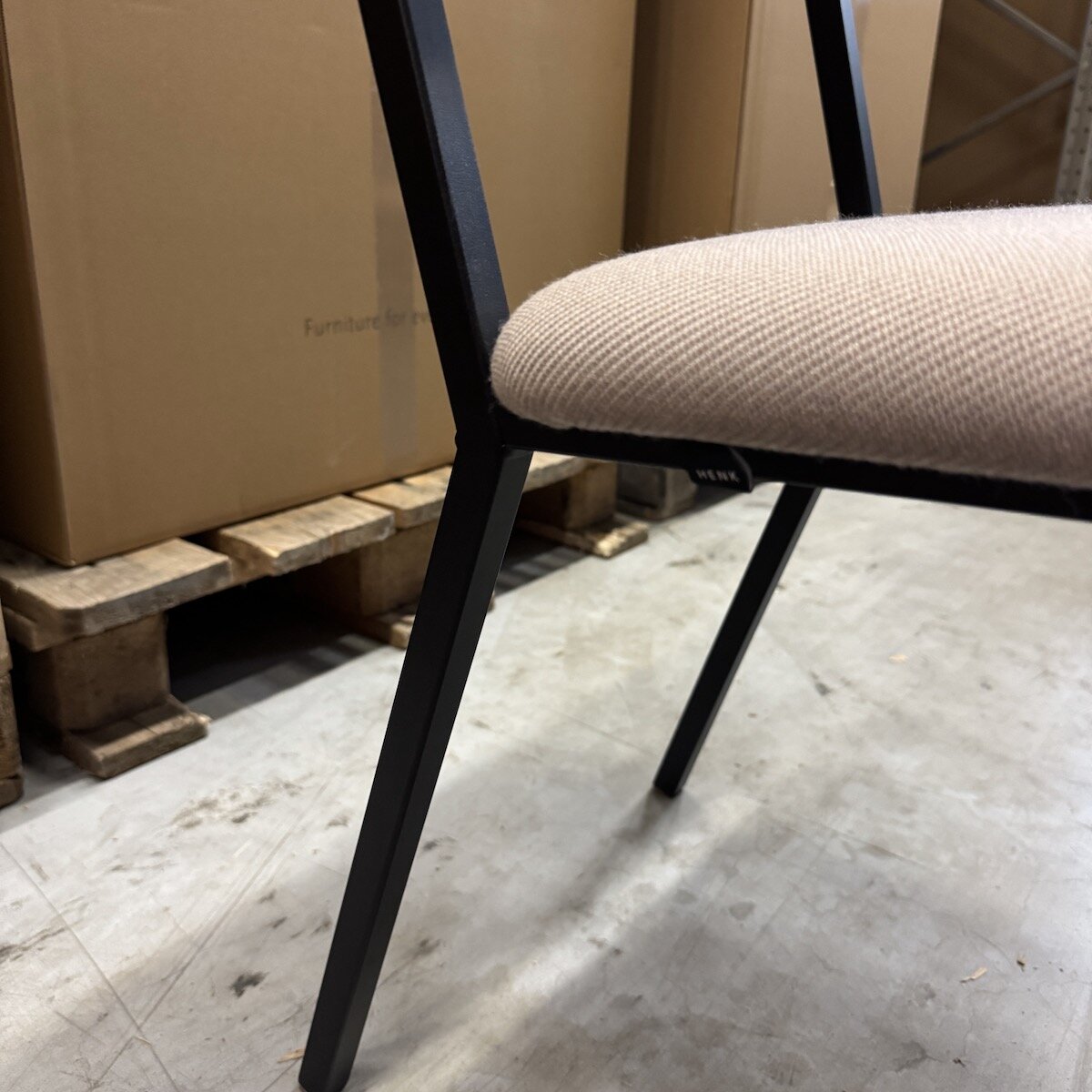 Design modern dining chair | Co Chair without armrest Light Grey twillweave 120 | Studio HENK | 